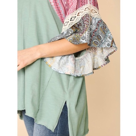 New! Sale 🔥  Beautiful V Neck Ruffled Patchwork Sleeve Top Soft - Picture 6 of 6